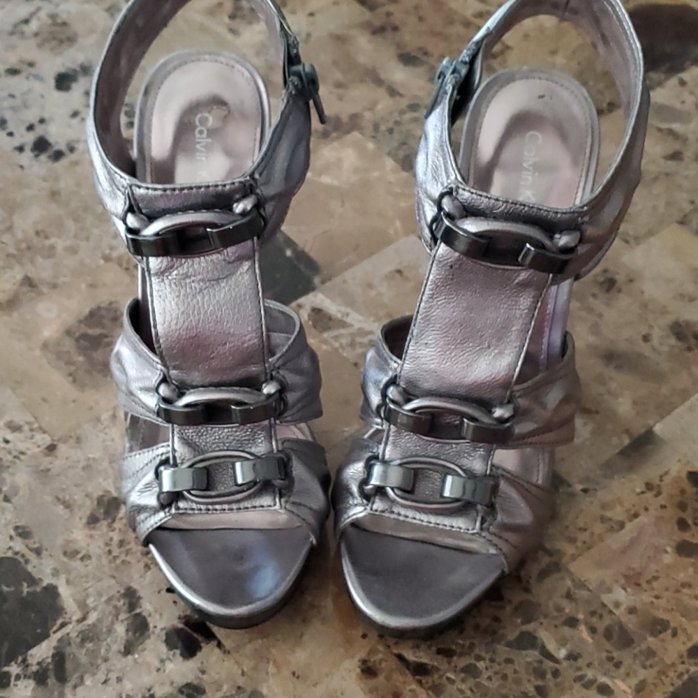 Calvin Klein silver ankle pumps